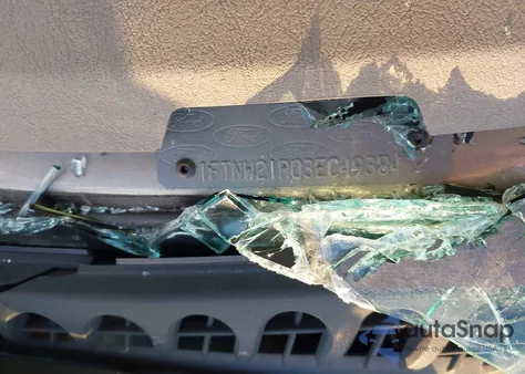 2003 Ford F-250 Lariat/Xl/Xlt from USA, damaged, VIN 1FTNW21P03EC49384